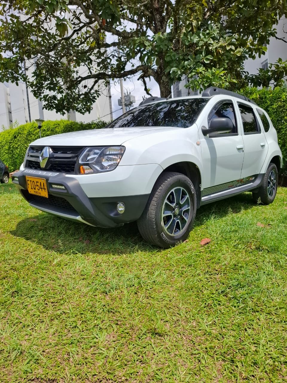 Renault Duster — SUV compacta versátil para ciudad y campo