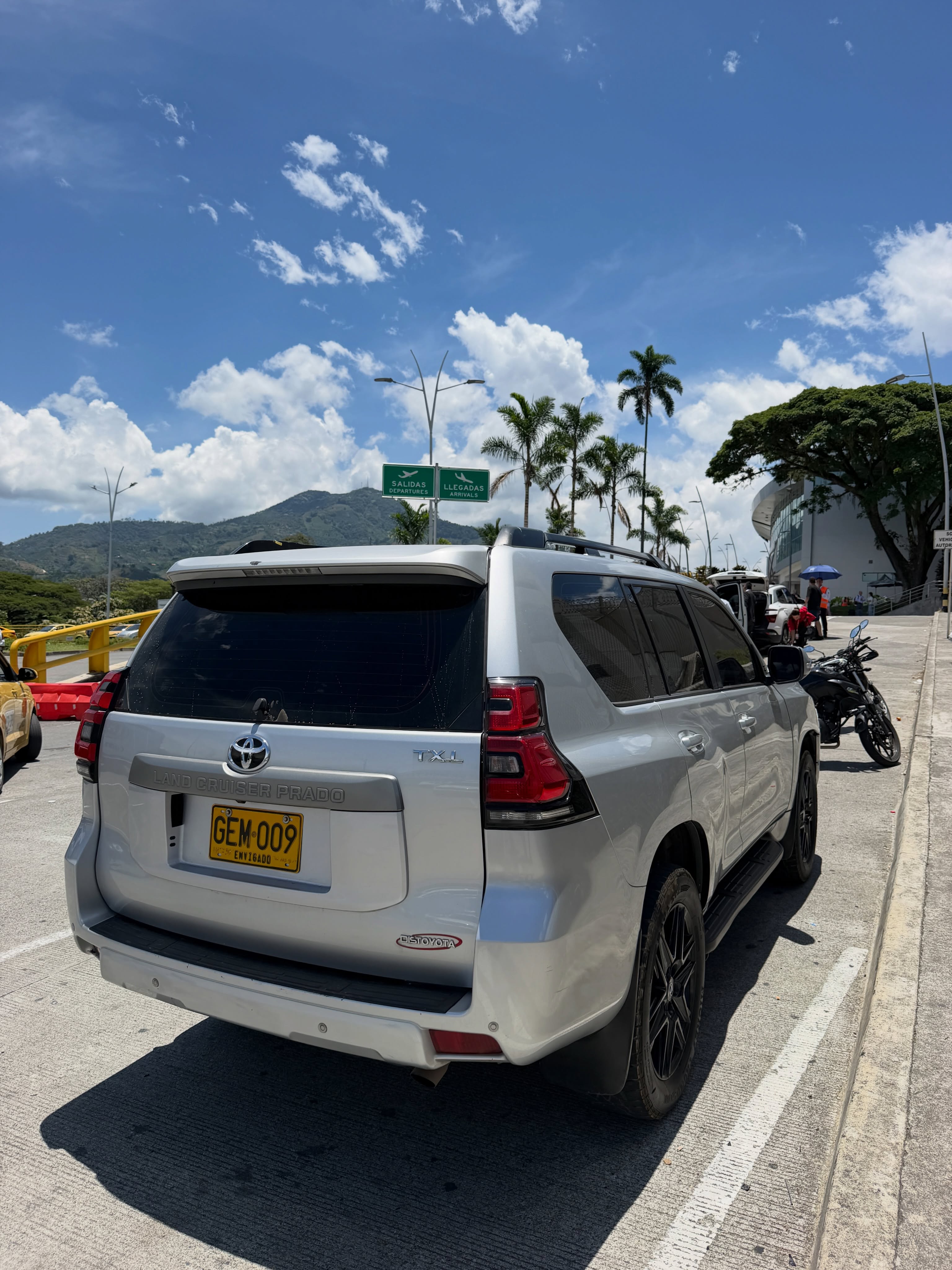 Toyota TXL 2019 — imagen 2